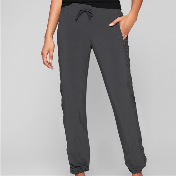 Athleta Pants & Jumpsuits Athleta La Viva Jogger Pants Size Poshmark